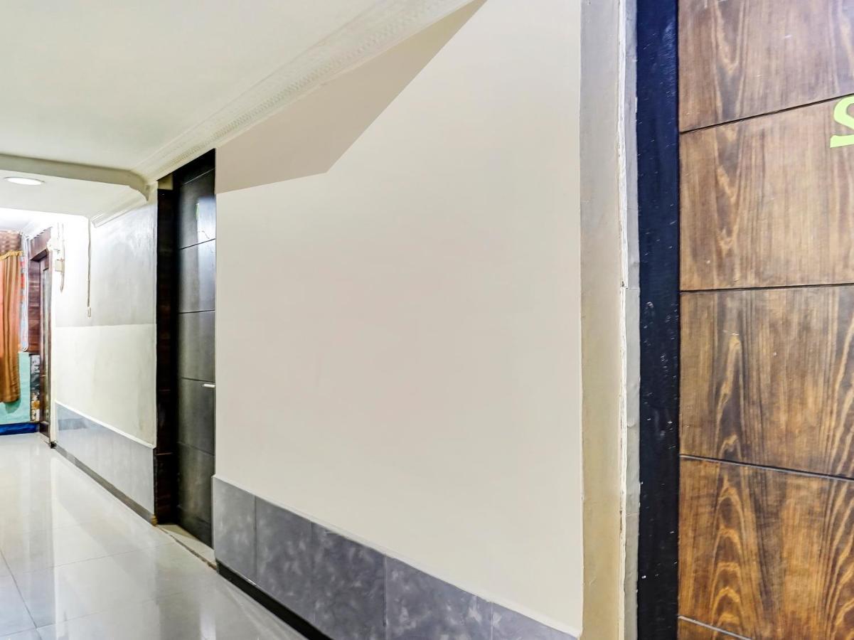 Oyo 90161 Hotel Lendosis Pipa Reja Angkatan 66 Палембанг Экстерьер фото